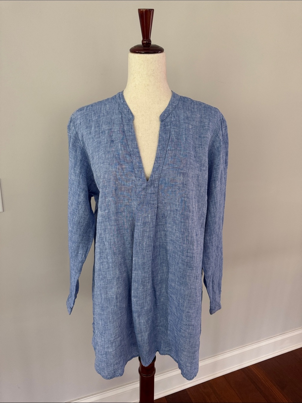 L.L. Bean Light Blue Long-Sleeve Linen-Blend Tunic